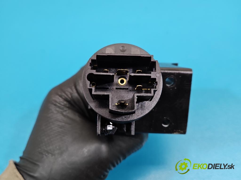 Lancia Ypsilon II 2003-2011 1.2 16V 80 hp manual 59 kW 1242 cm3 3- řídící jednotka motoru 0261208033