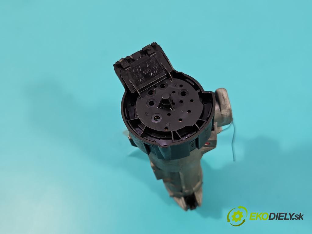 Skoda Fabia II 2007-2014 1.6 tdi CAYA 105 HP manual 77 kW 1598 cm3 5- Spínačka  (Spínacia skrinka)