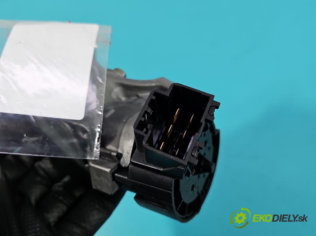 Skoda Fabia II 2007-2014 1.6 tdi CAYA 105 HP manual 77 kW 1598 cm3 5- Spínačka  (Spínacia skrinka)