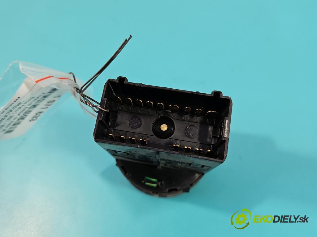 Skoda Fabia II 2007-2014 1.6 tdi CAYA 105 HP manual 77 kW 1598 cm3 5- prepínač světla: na doska: 1U0941531D