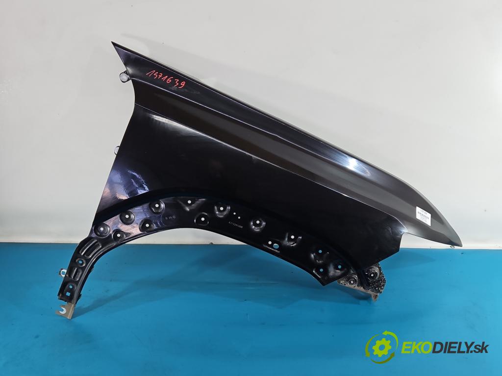 Dacia Duster III 24- 1.2 131 HP manual 96 kW 1199 cm3 5- blatník predné pravý  (Kľučka dverí ostatné)