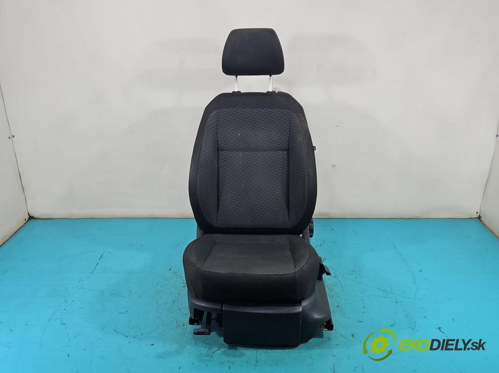 Skoda Fabia II 2007-2014 1.6 tdi 105 hp manual 77 kW 1598 cm3 5- Sedadlo levý  (Sedadlo)