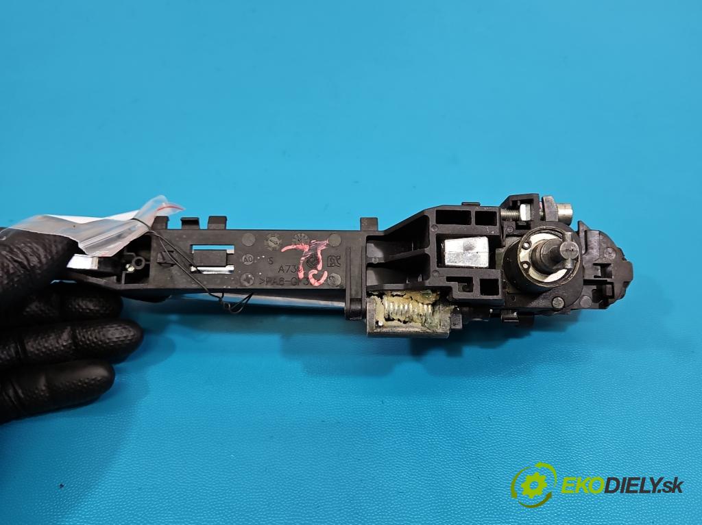 Lancia Ypsilon II 2003-2011 1.2 16V 80 HP manual 59 kW 1242 cm3 3- rukoväť predné ľavé mimo:  (Kľučka dverí vonkajšia predná ľavá)