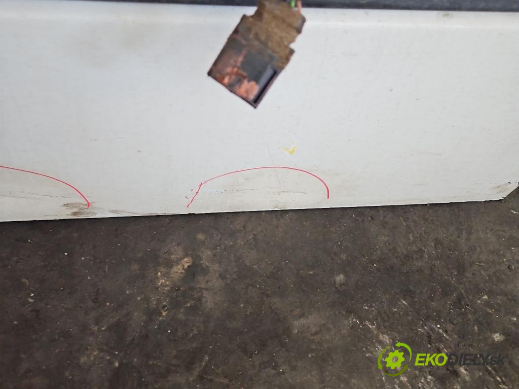 Mercedes Sprinter II 906 2006-  2.1 cdi 109 HP manual 80 kW 2148 cm3 5- dvere posuvné: pravé