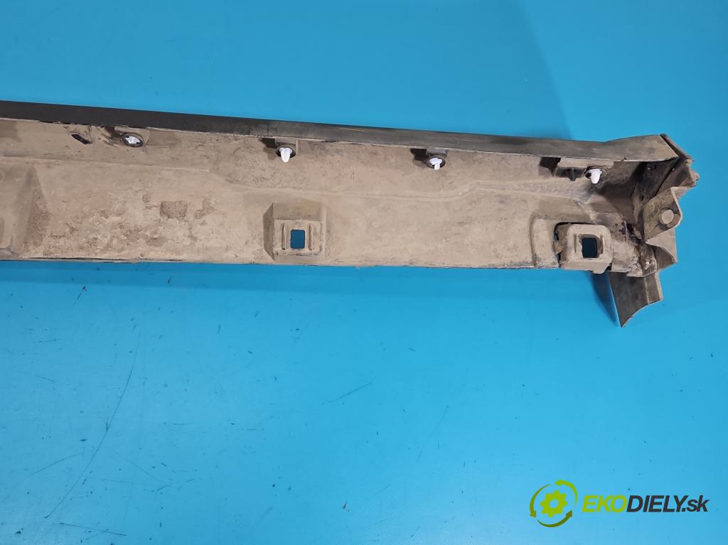 Dacia Duster III 24- 1.2 131 HP manual 96 kW 1199 cm3 5- lišta práh: pravé 764184504R (Lišta prahová)