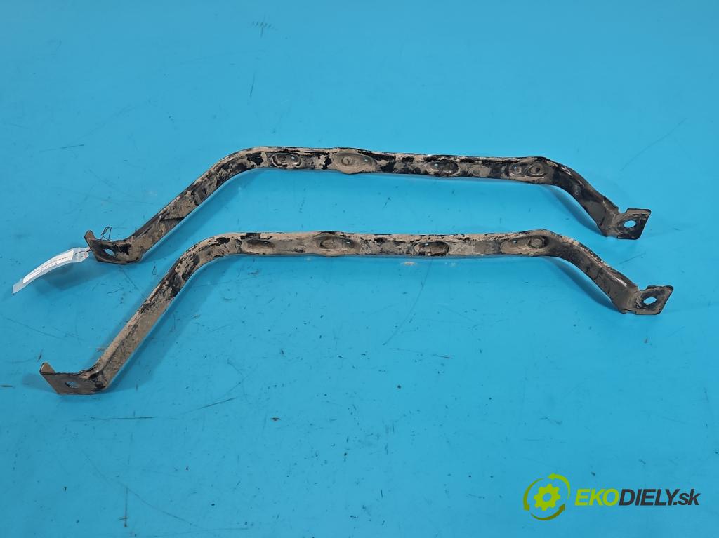 Dacia Duster III 24- 1.2 131 HP manual 96 kW 1199 cm3 5- Upevnenie: 174066057R