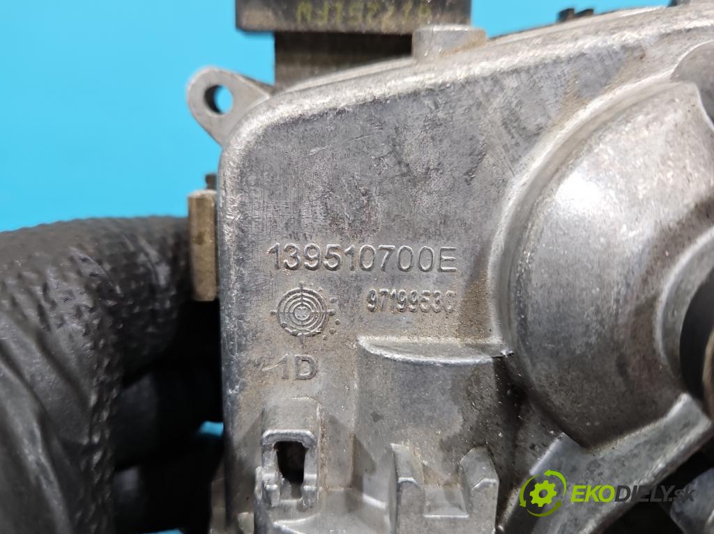 Dacia Duster III 24- 1.2 131 HP manual 96 kW 1199 cm3 5- motor stieračov predné 0390249112