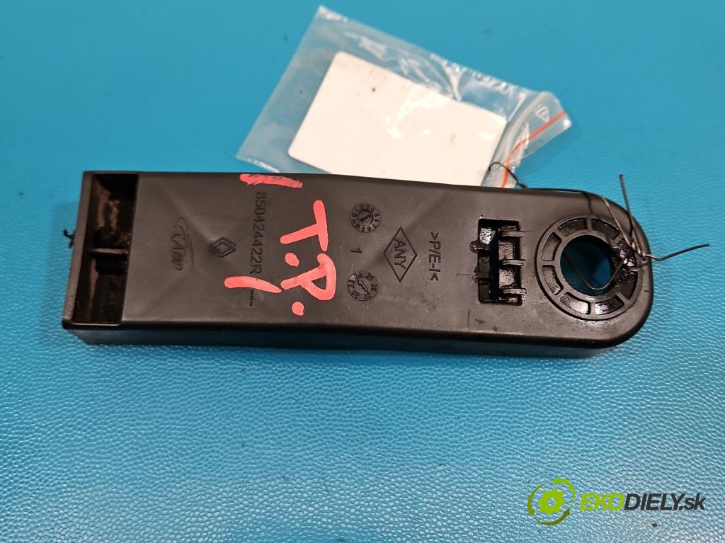 Dacia Duster III 24- 1.2 131 hp manual 96 kW 1199 cm3 5- Upevnění: 850424422R