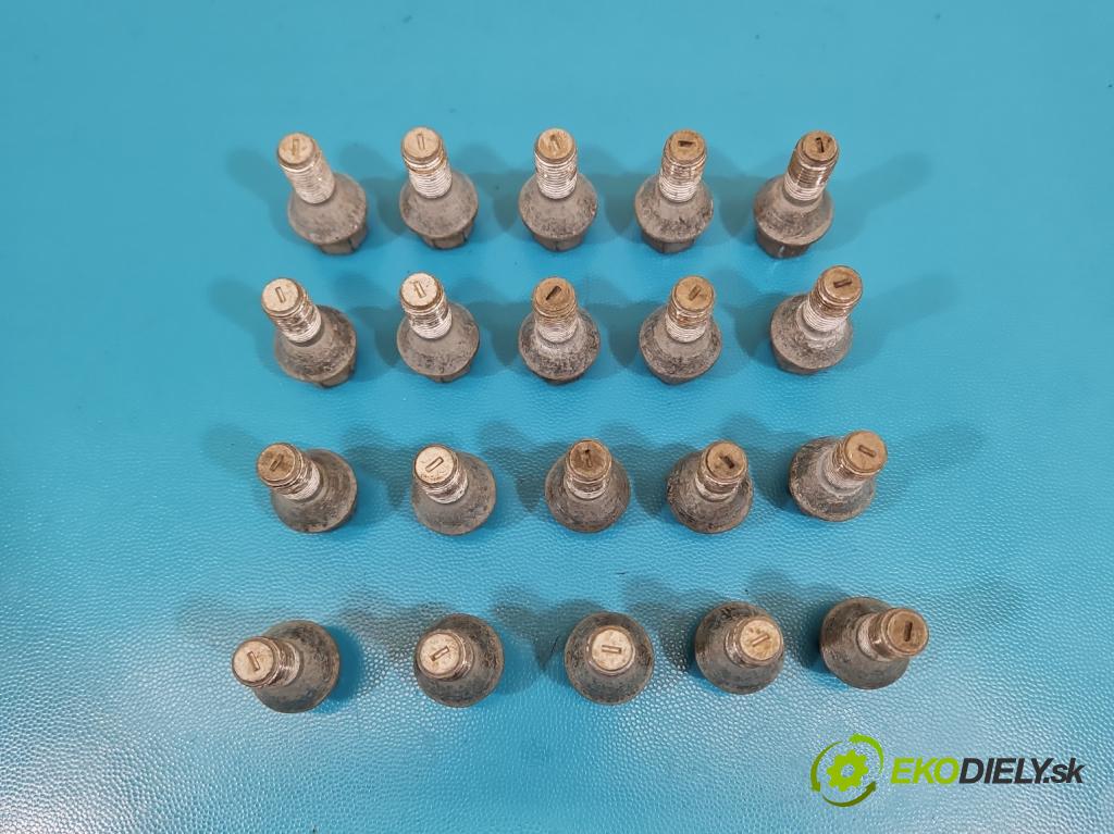 Dacia Duster III 24- 1.2 131 HP manual 96 kW 1199 cm3 5- skrutka pneumatík