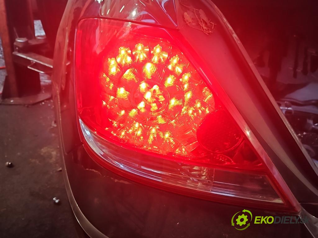 Honda Legend IV 2004-2012 3.5 V6 295HP automatic 217 kW 3471 cm3 4- svetlo / reflektor zadné ľavé  (Kľučka dverí ostatné)