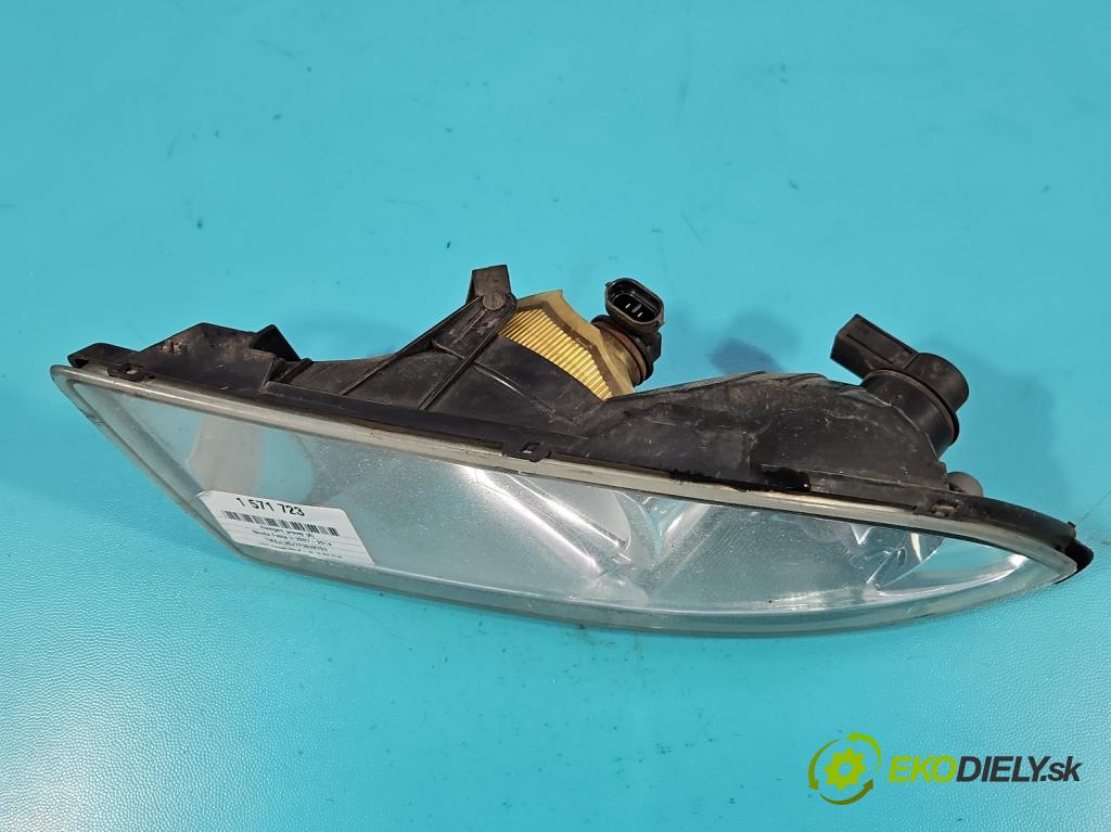 Skoda Fabia II 2007-2014 1.6 tdi CAYA 105 hp manual 77 kW 1598 cm3 5- Halogen pravý 173086-02 (Klika dveří ostatní)