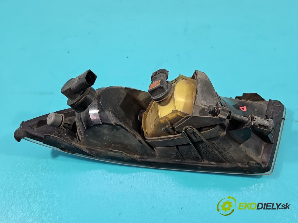 Skoda Fabia II 2007-2014 1.6 tdi CAYA 105 hp manual 77 kW 1598 cm3 5- Halogen pravý 173086-02 (Klika dveří ostatní)