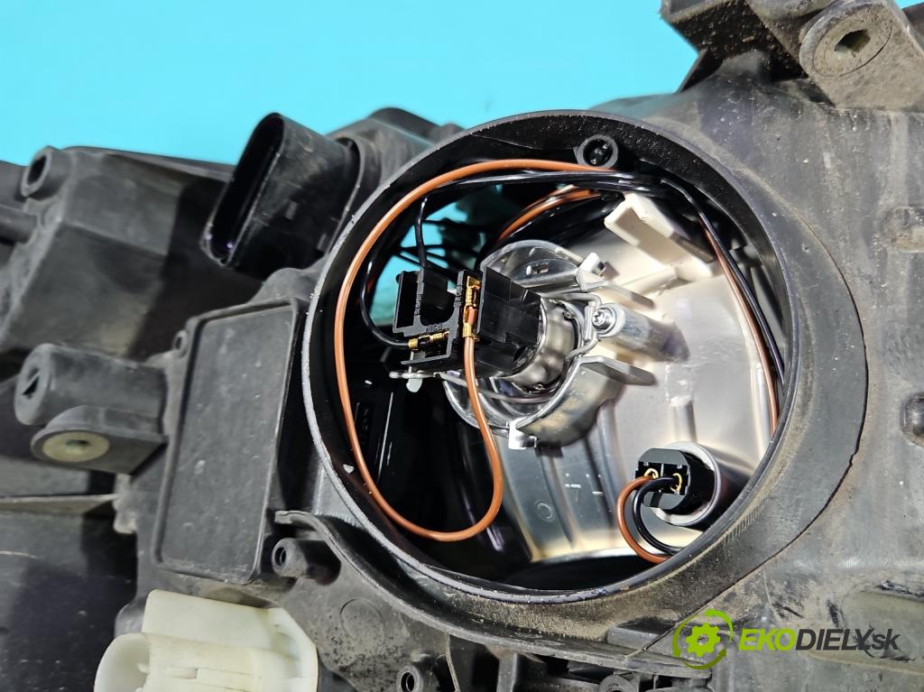 Skoda Fabia II 2007-2014 1.6 tdi CAYA 105 HP manual 77 kW 1598 cm3 5- Reflektor: pravý 5J1941016C (Svetlo predné pravé)