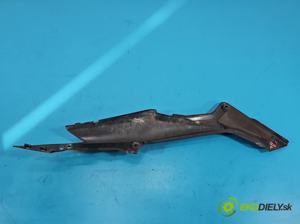 Motocykl HONDA CBR 125R 0.1b 14KM manual 10 kW 125 cm3 2- kryt plast