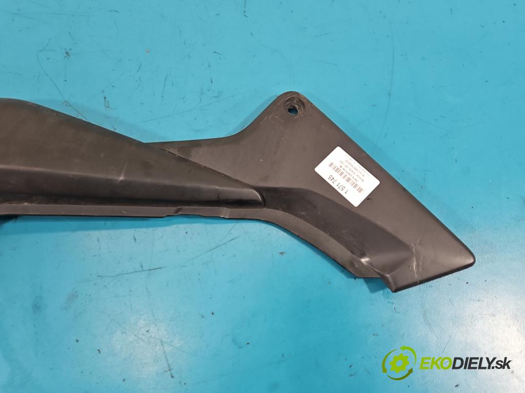 Motocykl HONDA CBR 125R 0.1b 14KM manual 10 kW 125 cm3 2- kryt plastová 83640-KPPA-9010