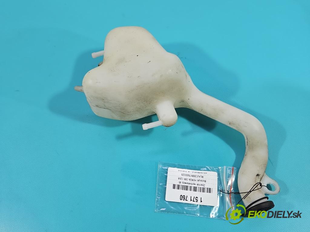 Motocykl HONDA CBR 125R 0.1b 14KM manual 10 kW 125 cm3 2- Nádrž: kompenzačné: