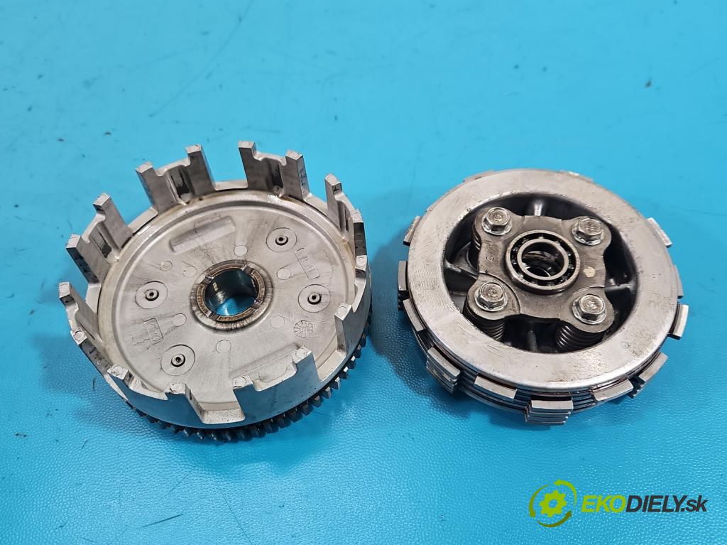 Motocykl HONDA CBR 125R 0.1b 14KM manual 10 kW 125 cm3 2- obal