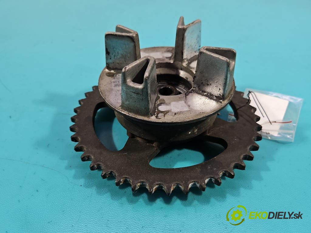 Motocykl HONDA CBR 125R 0.1b 14KM manual 10 kW 125 cm3 2- koleso ozubené JTR1206-42