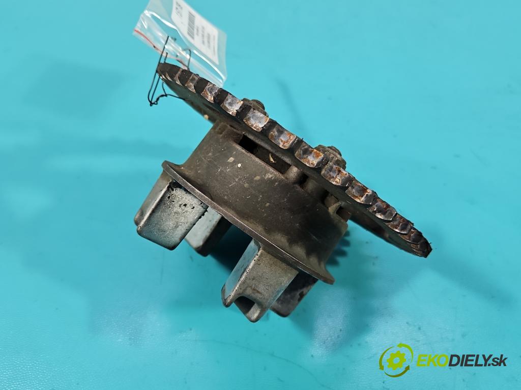 Motocykl HONDA CBR 125R 0.1b 14KM manual 10 kW 125 cm3 2- koleso ozubené JTR1206-42