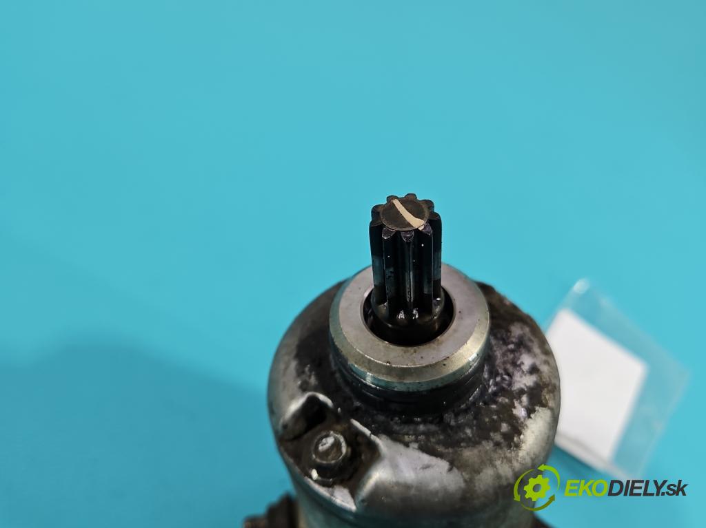 Motocykl HONDA CBR 125R 0.1b 14KM manual 10 kW 125 cm3 2- štartér (Štartér)