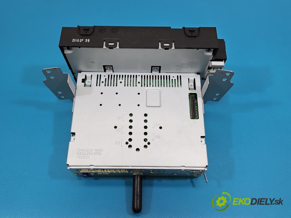 Kia Optima IV 2015-2020 1.6 T-GDI 180 hp automatic 132.4 kW 1591 cm3 4- Radio továrna: 96560-D4DA1WK