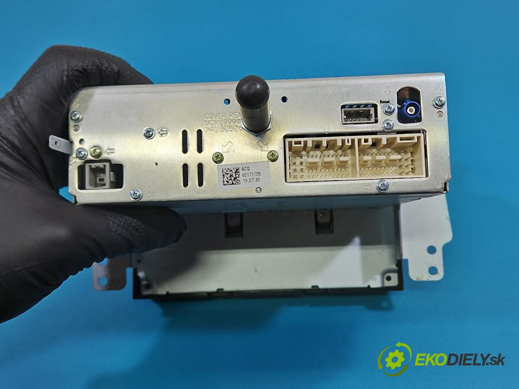 Kia Optima IV 2015-2020 1.6 T-GDI 180 hp automatic 132.4 kW 1591 cm3 4- Radio továrna: 96560-D4DA1WK