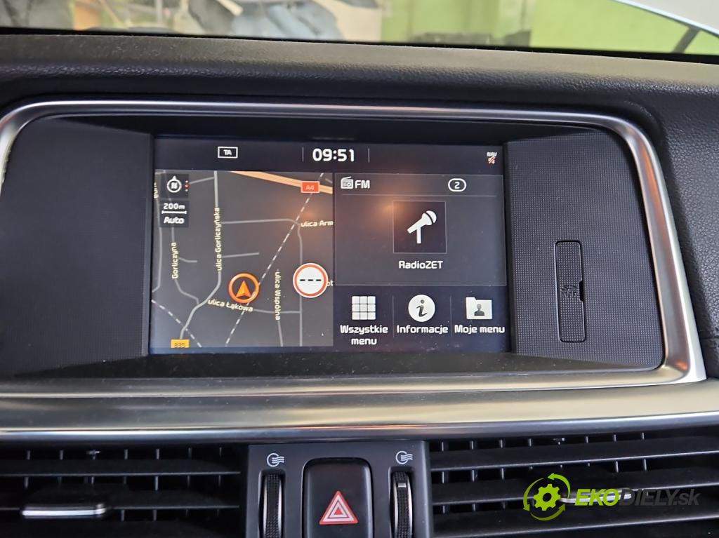 Kia Optima IV 2015-2020 1.6 T-GDI 180 hp automatic 132.4 kW 1591 cm3 4- Radio továrna: 96560-D4DA1WK
