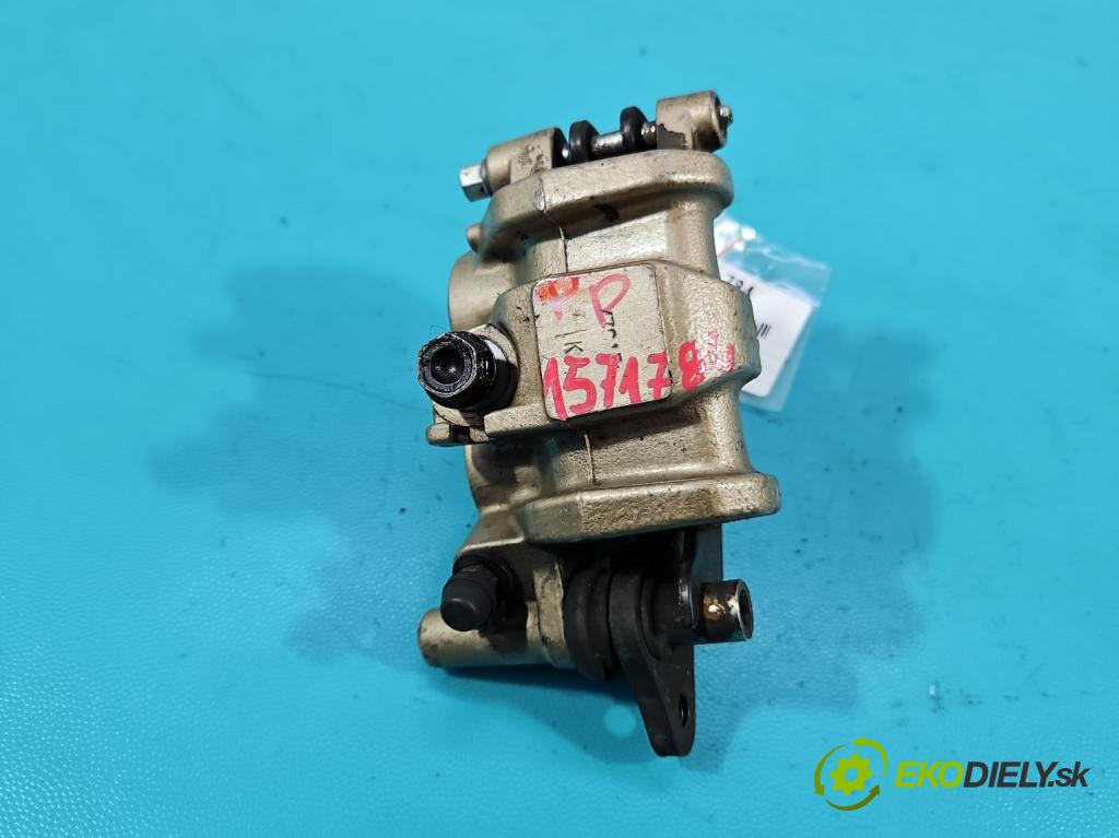 Motocykl HONDA CBR 125R 0.1b 14KM manual 10 kW 125 cm3 2- brzdič predné pravý  (Kľučka dverí ostatné)