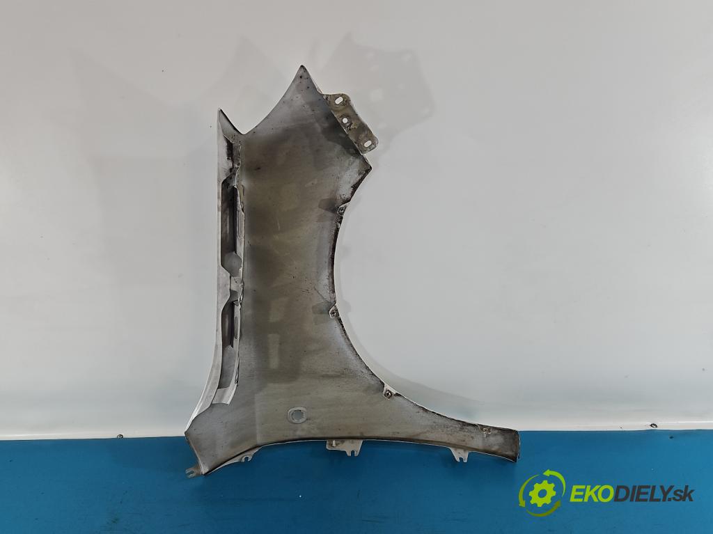 Skoda Fabia II 2007-2014 1.6 tdi CAYA 105 HP manual 77 kW 1598 cm3 5- blatník predné ľavý  (Blatník predný ľavý)