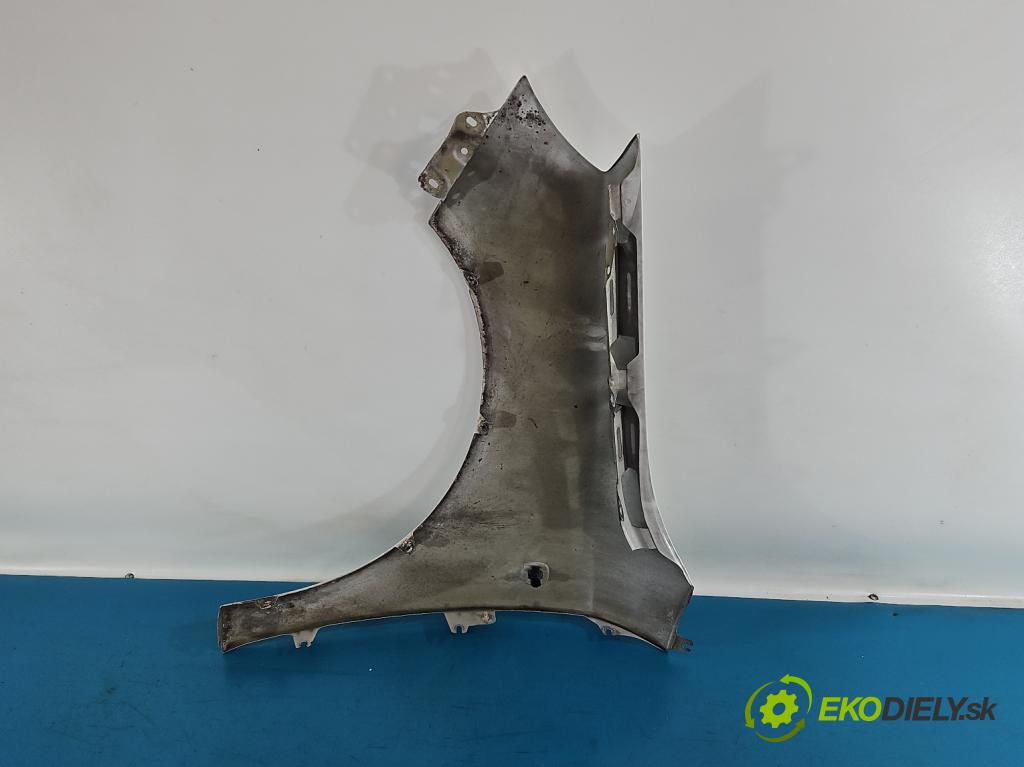 Skoda Fabia II 2007-2014 1.6 tdi CAYA 105 hp manual 77 kW 1598 cm3 5- blatnik přední pravý  (Klika dveří ostatní)