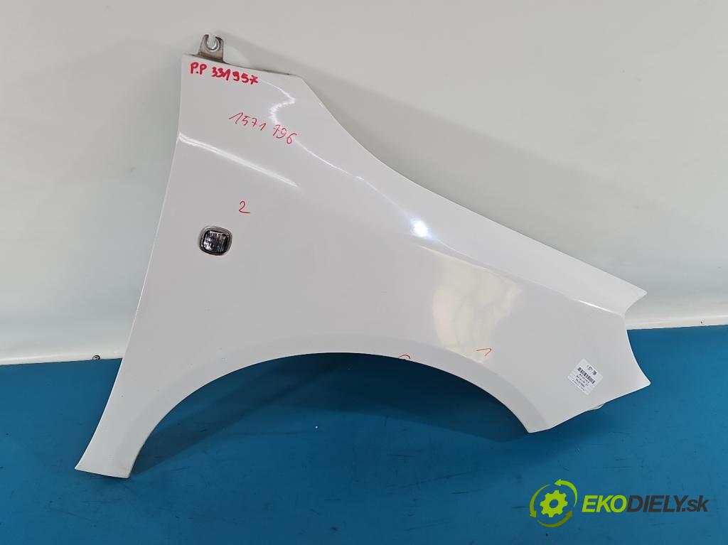 Skoda Fabia II 2007-2014 1.6 tdi CAYA 105 hp manual 77 kW 1598 cm3 5- blatnik přední pravý  (Klika dveří ostatní)