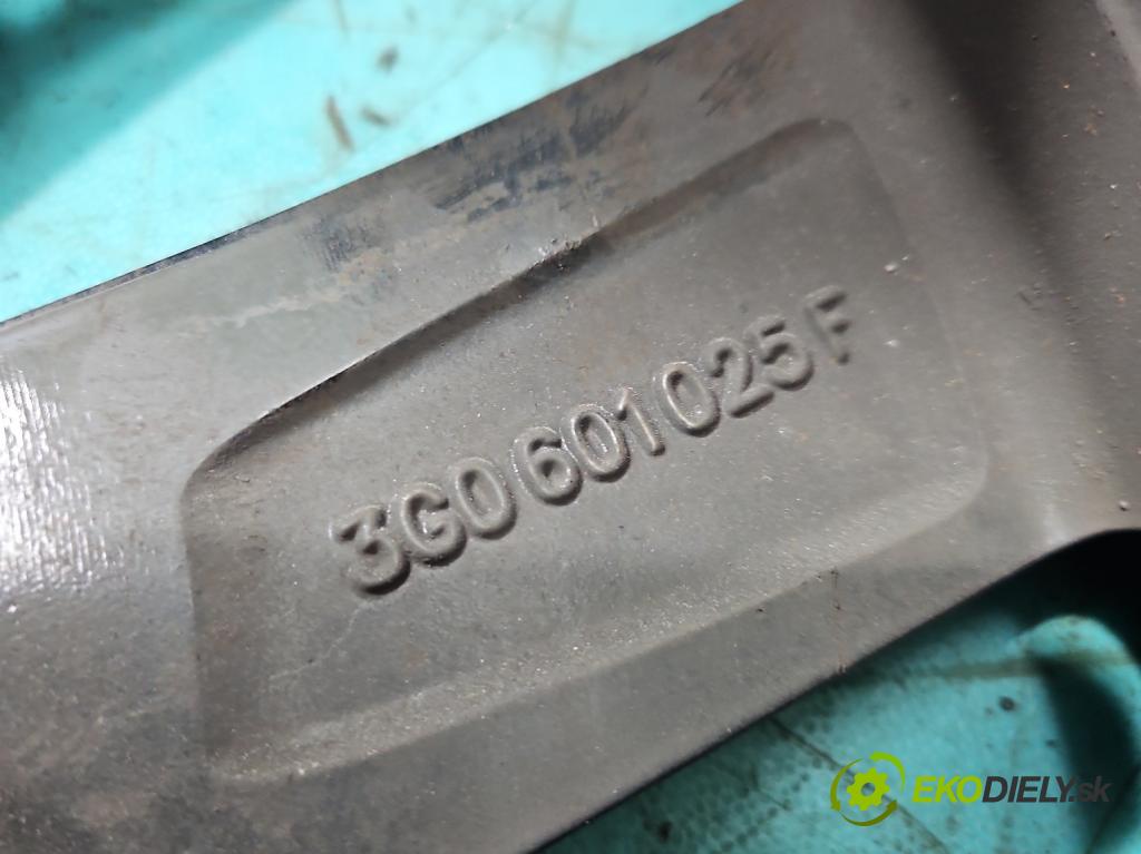 Vw Passat B8 2014 - 2.0 tdi 150 HP automatic 110 kW 1968 cm3 5- Disk hliník 17" 3G0601025F