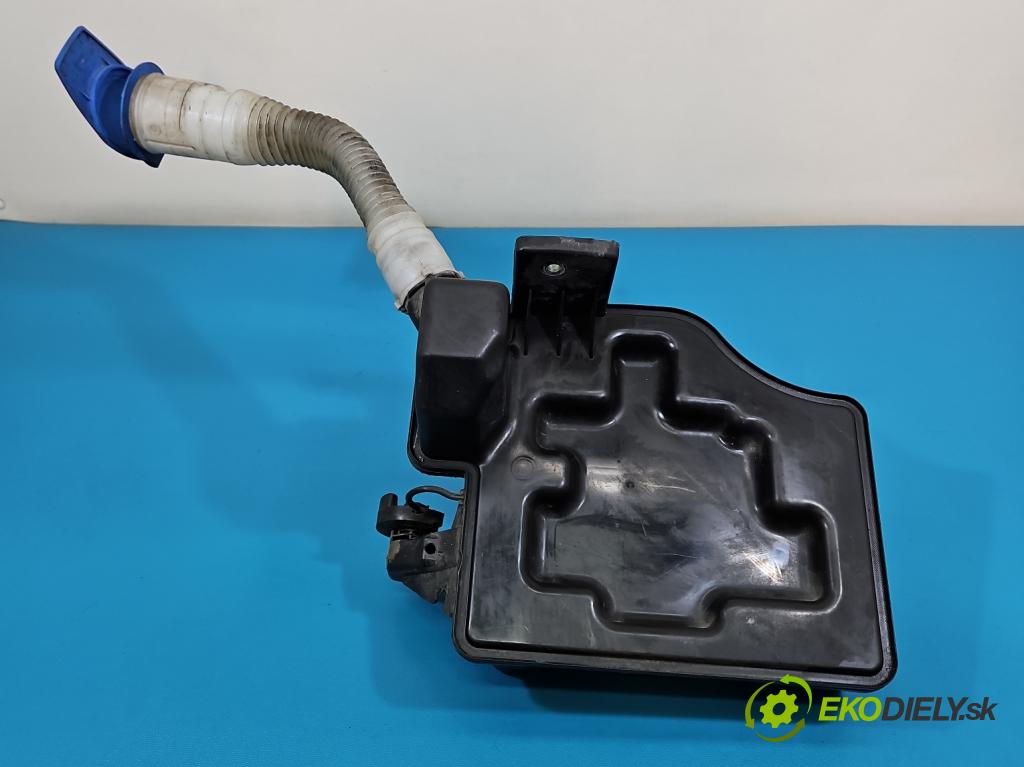 Skoda Fabia II 2007-2014 1.6 tdi CAYA 105 hp manual 77 kW 1598 cm3 5- nádržka tekutina: ostřikovačů 6R0955453D