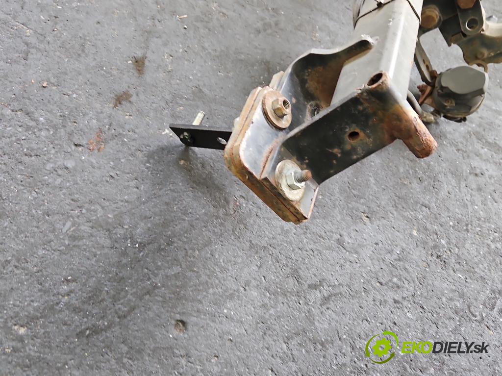 Bmw 3 E46 1998-2007 2.0 16V 143 HP manual 105 kW 1995 cm3 4- Hák: vlečení:  (Ťažné zariadenie)