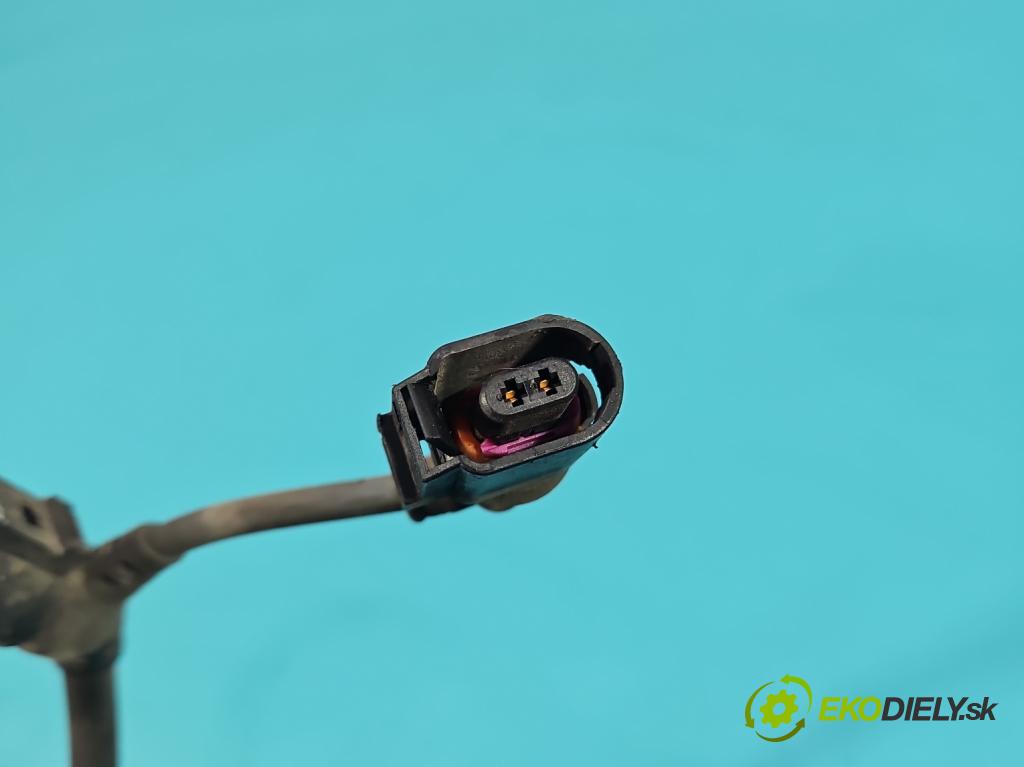 Vw Passat B8 2014 - 2.0 tdi 150 HP automatic 110 kW 1968 cm3 5- Zväzok: ostatné 3Q0927902