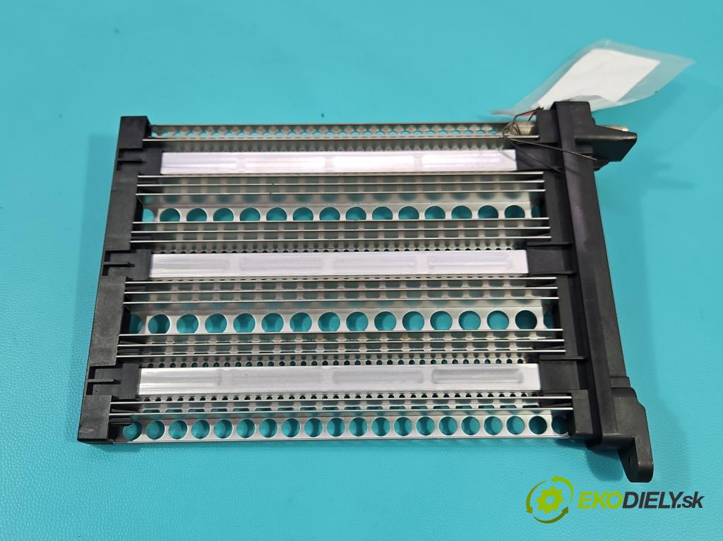 Vw Passat B8 2014 - 2.0 tdi 150 HP automatic 110 kW 1968 cm3 5- radiator 5Q0963235C (Radiátor kúrenia)