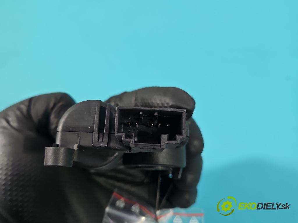 Vw Passat B8 2014 - 2.0 tdi 150 HP automatic 110 kW 1968 cm3 5- motor: kúrenia 5Q0907511A