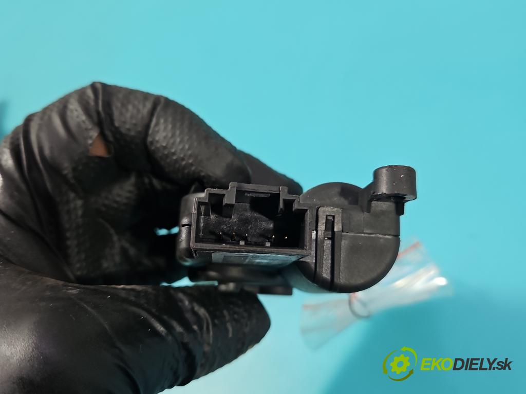 Vw Passat B8 2014 - 2.0 tdi 150 HP automatic 110 kW 1968 cm3 5- motor: kúrenia 5Q0907511A