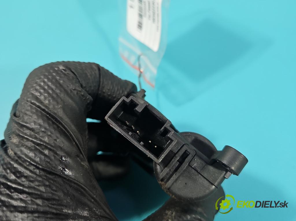 Vw Passat B8 2014 - 2.0 tdi 150 HP automatic 110 kW 1968 cm3 5- motor: kúrenia 5Q0907511A