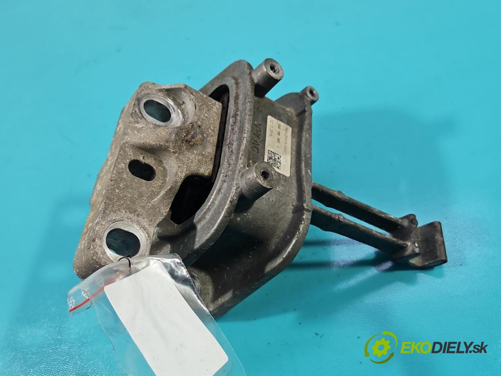 Vw Passat B8 2014 - 2.0 tdi 150 HP automatic 110 kW 1968 cm3 5- airbag motora 3Q0199262J (Držiak motora)