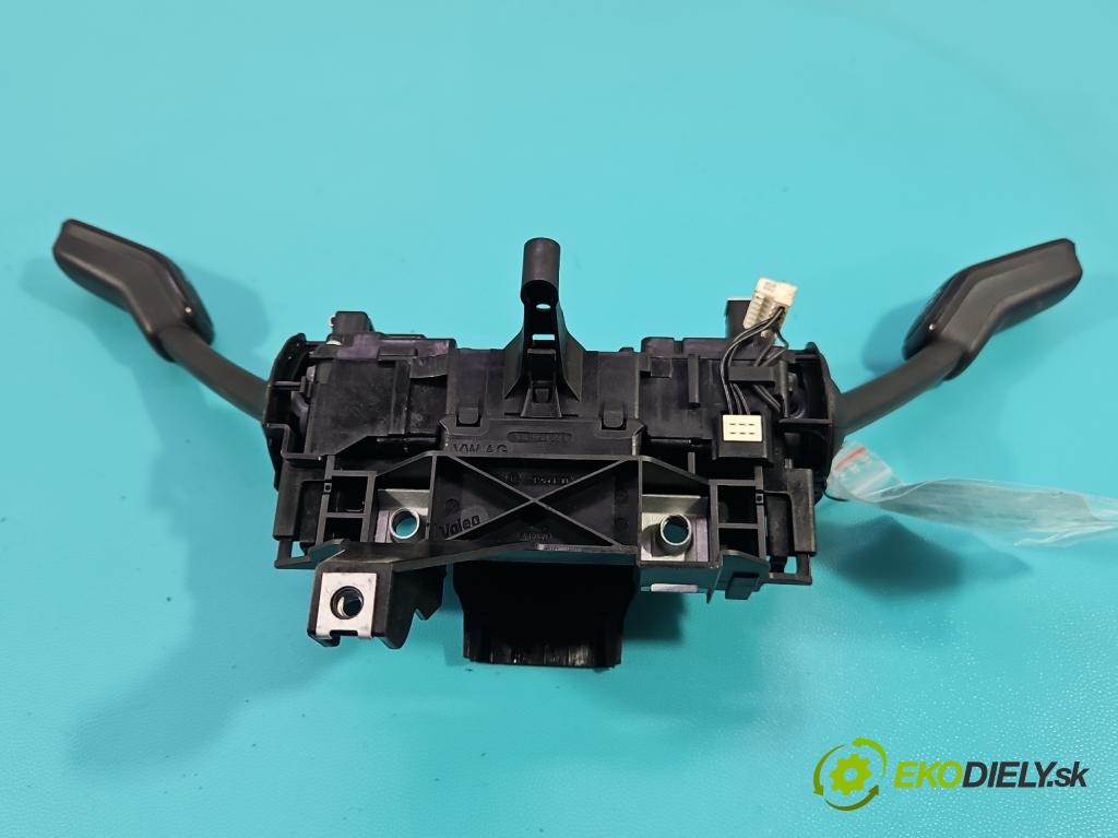 Vw Passat B8 2014 - 2.0 tdi 150 hp automatic 110 kW 1968 cm3 5- Přepínač sdružený 3Q0953521P (Páčky pod volantem)