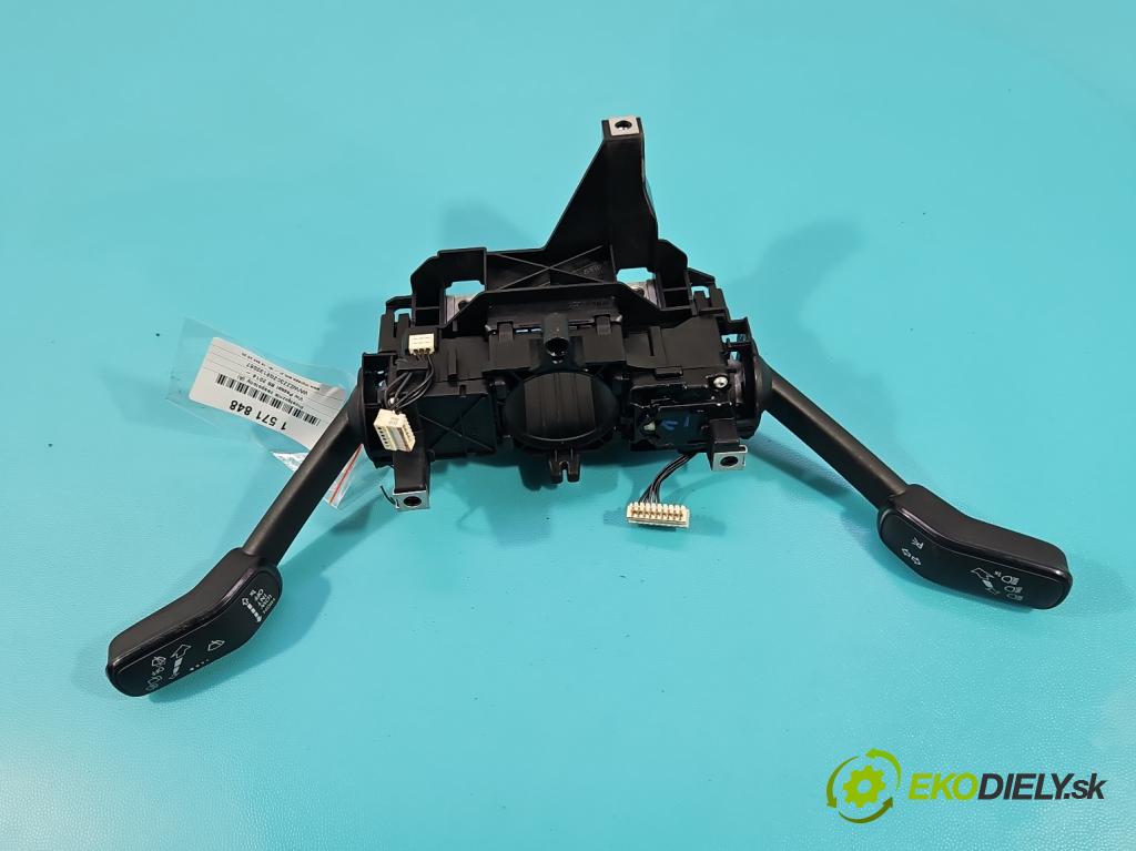 Vw Passat B8 2014 - 2.0 tdi 150 hp automatic 110 kW 1968 cm3 5- Přepínač sdružený 3Q0953521P (Páčky pod volantem)