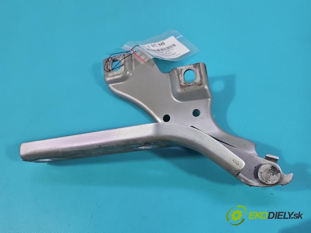 Vw Passat B8 2014 - 2.0 tdi 150 HP automatic 110 kW 1968 cm3 5- Závěs: kapoty komplet 3G0823302