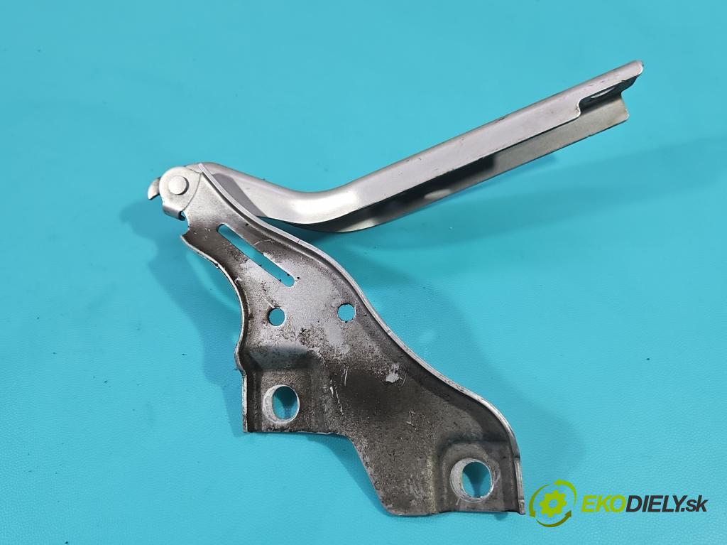 Vw Passat B8 2014 - 2.0 tdi 150 HP automatic 110 kW 1968 cm3 5- Závěs: kapoty komplet 3G0823302