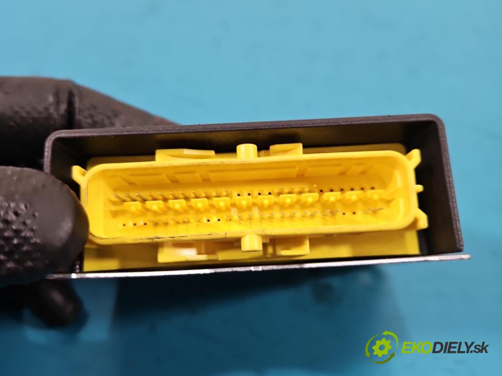 Skoda Fabia II 2007-2014 1.6 tdi CAYA 105 HP manual 77 kW 1598 cm3 5- airbag vzduchové soubor: 5JA880201D