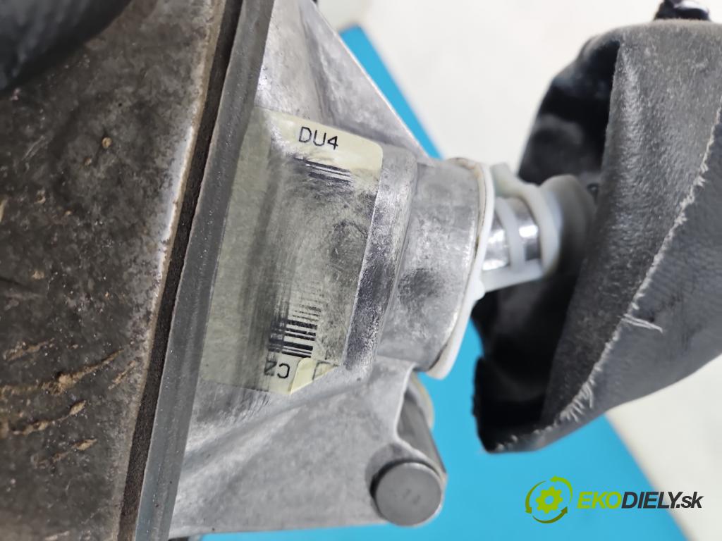 Skoda Fabia II 2007-2014 1.6 tdi CAYA 105 HP manual 77 kW 1598 cm3 5- Páka: Změny: stupeň,rýchlosť  (Rýchlostná páka (kulisa))