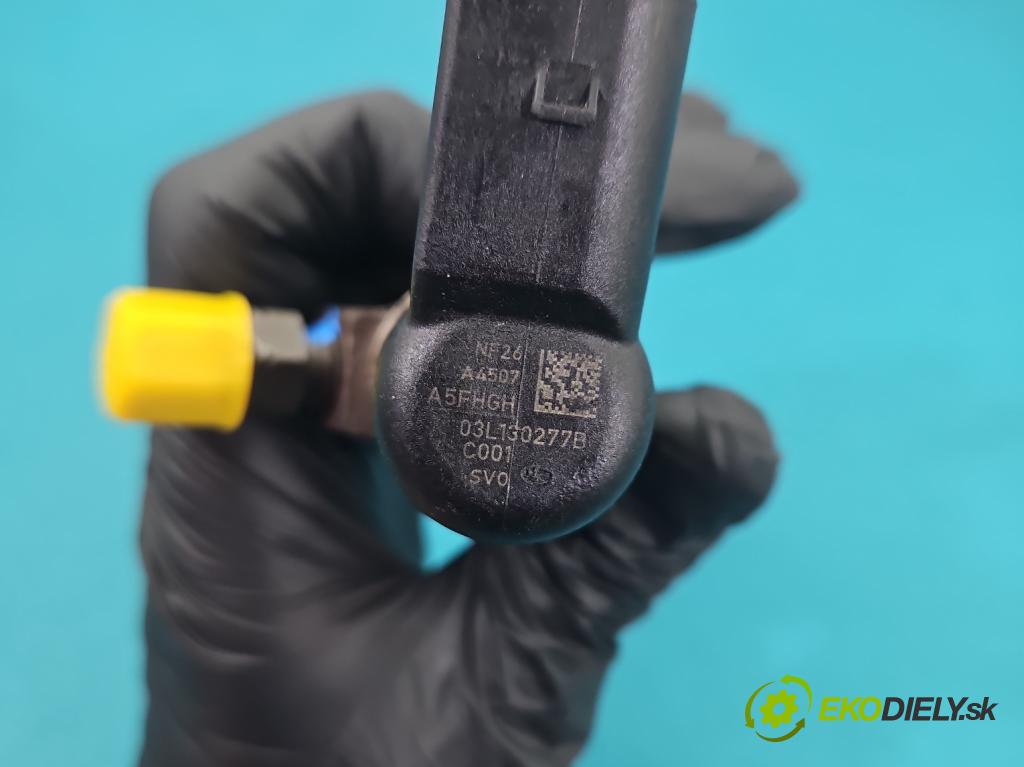 Skoda Fabia II 2007-2014 1.6 tdi CAYA 105 HP manual 77 kW 1598 cm3 5- vstrek 03L130277B (Vstrekovač paliva)
