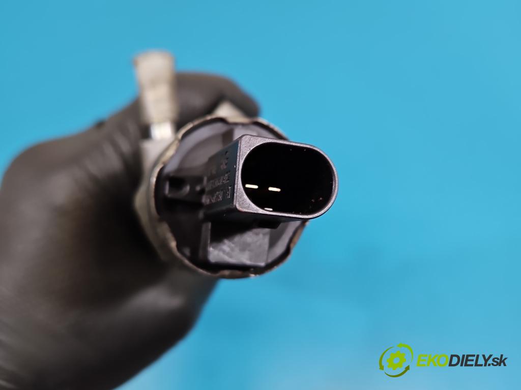 Skoda Fabia II 2007-2014 1.6 tdi CAYA 105 hp manual 77 kW 1598 cm3 5- lišta vstřikovací 03L130089B (Vstřikovací lišta)