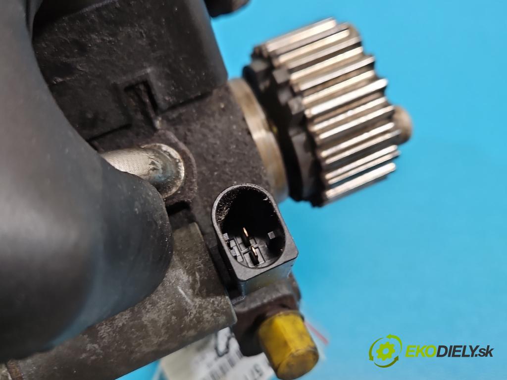 Skoda Fabia II 2007-2014 1.6 tdi CAYA 105 HP manual 77 kW 1598 cm3 5- čerpadlo vstrekovacia 03L130755AH (Vstrekovacie čerpadlo)