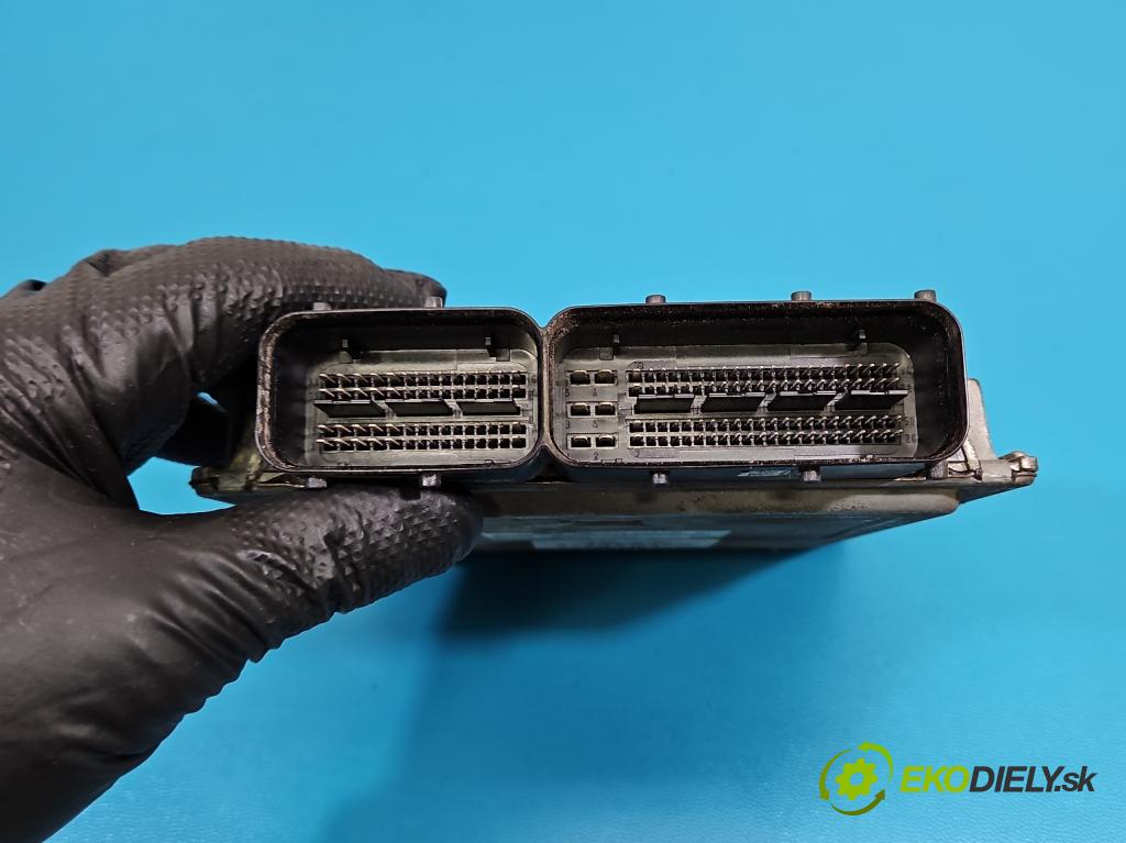 Skoda Fabia II 2007-2014 1.6 tdi 105 hp manual 77 kW 1598 cm3 5- řídící jednotka motoru 03L906023LM